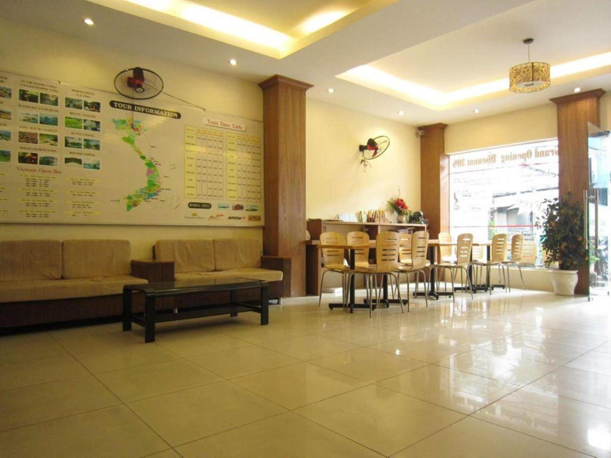 Reddoorz @ Pham Ngu Lao Street 3 Hotel Ho Chi Minh City Exterior photo