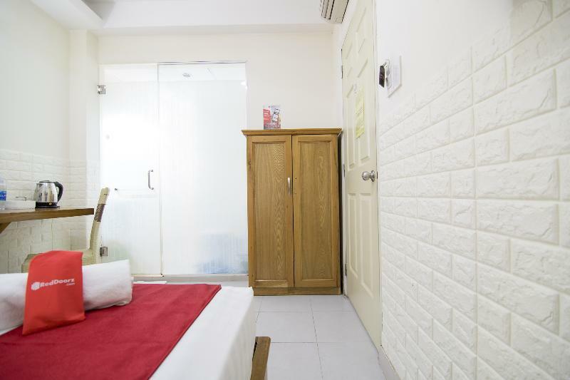 Reddoorz @ Pham Ngu Lao Street 3 Hotel Ho Chi Minh City Exterior photo